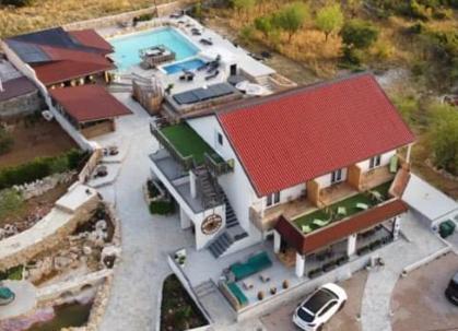 Hotel B&B Mama Mia โอเบรอควาซ ภายนอก รูปภาพ